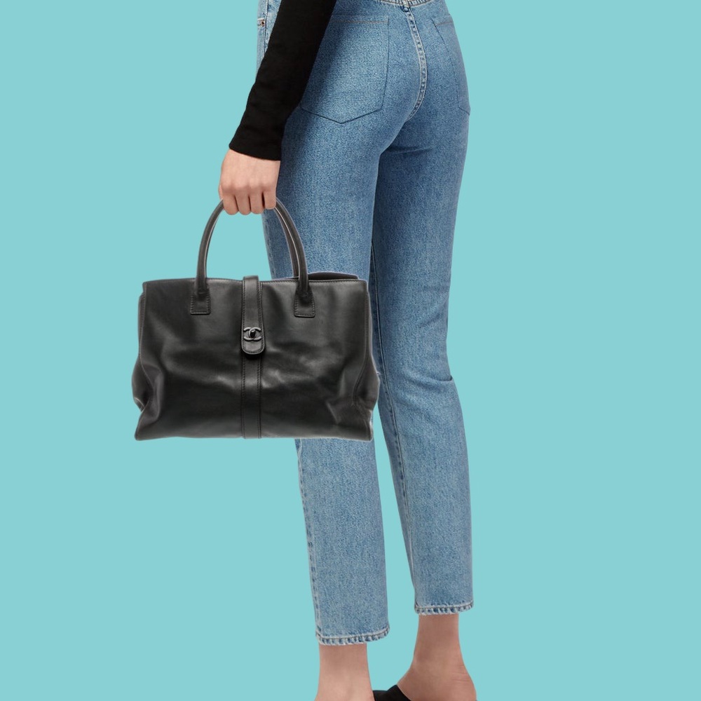 CHANEL Black Leather Top-Handle Tote - Picture 8 of 11